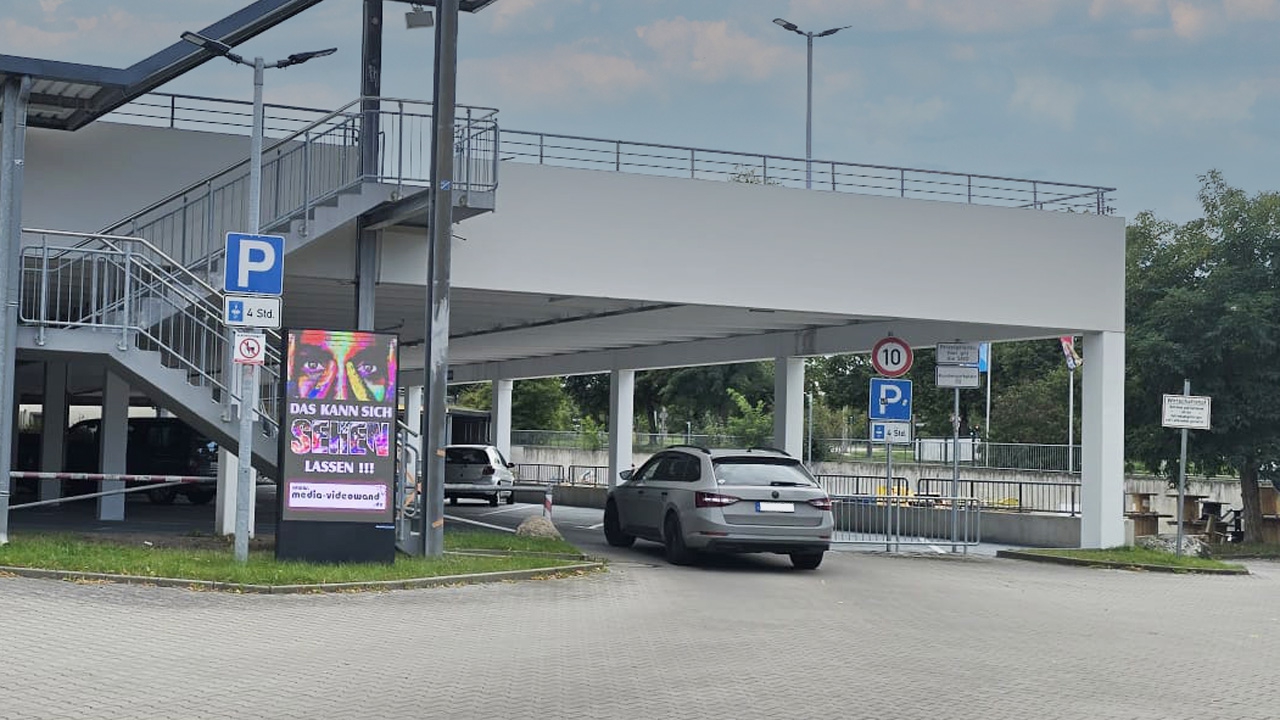 15232 Frankfurt Oder LED-Billboard